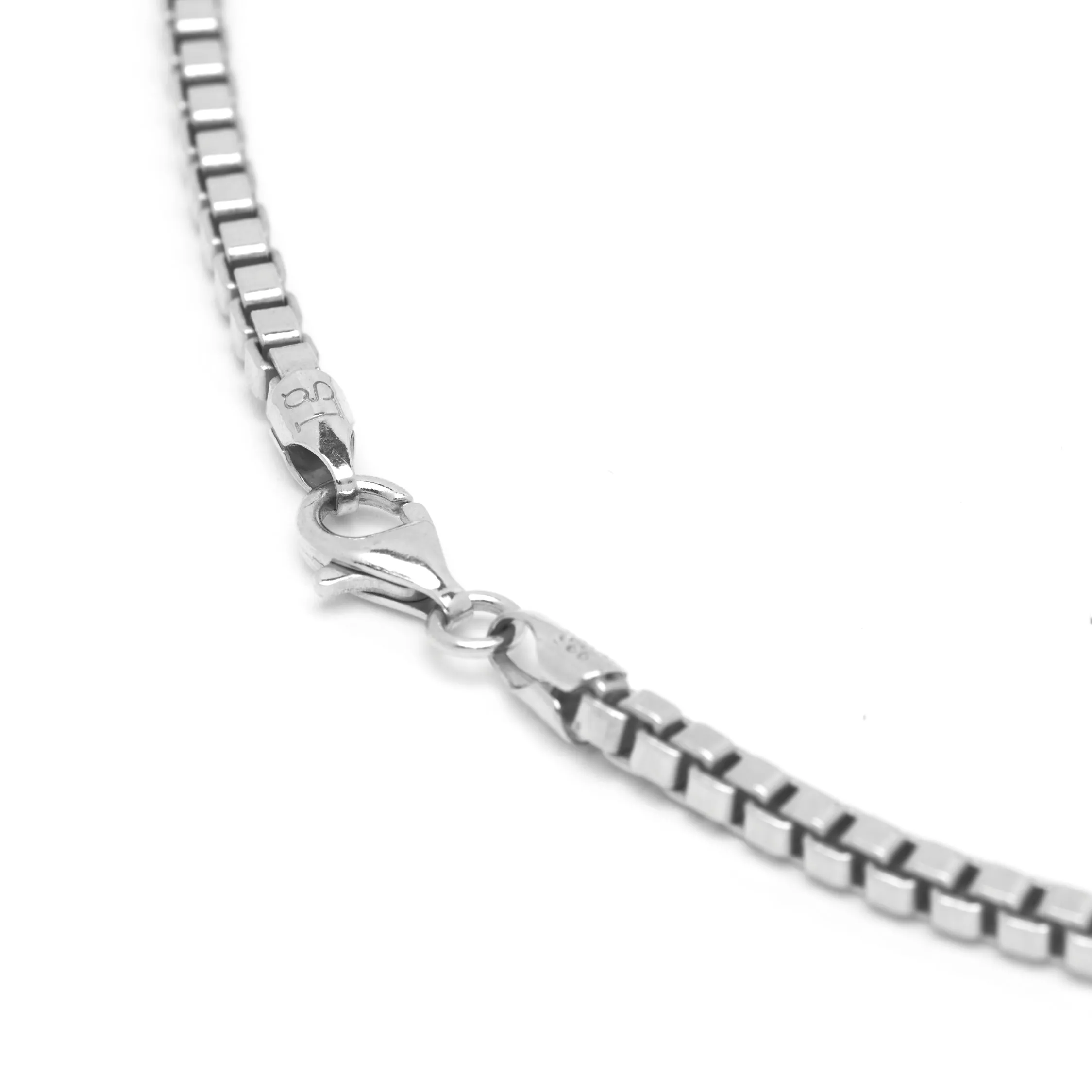 THE BOX CHAIN NECKLACE sold by Lisa Gozlan product image thumbnail 4