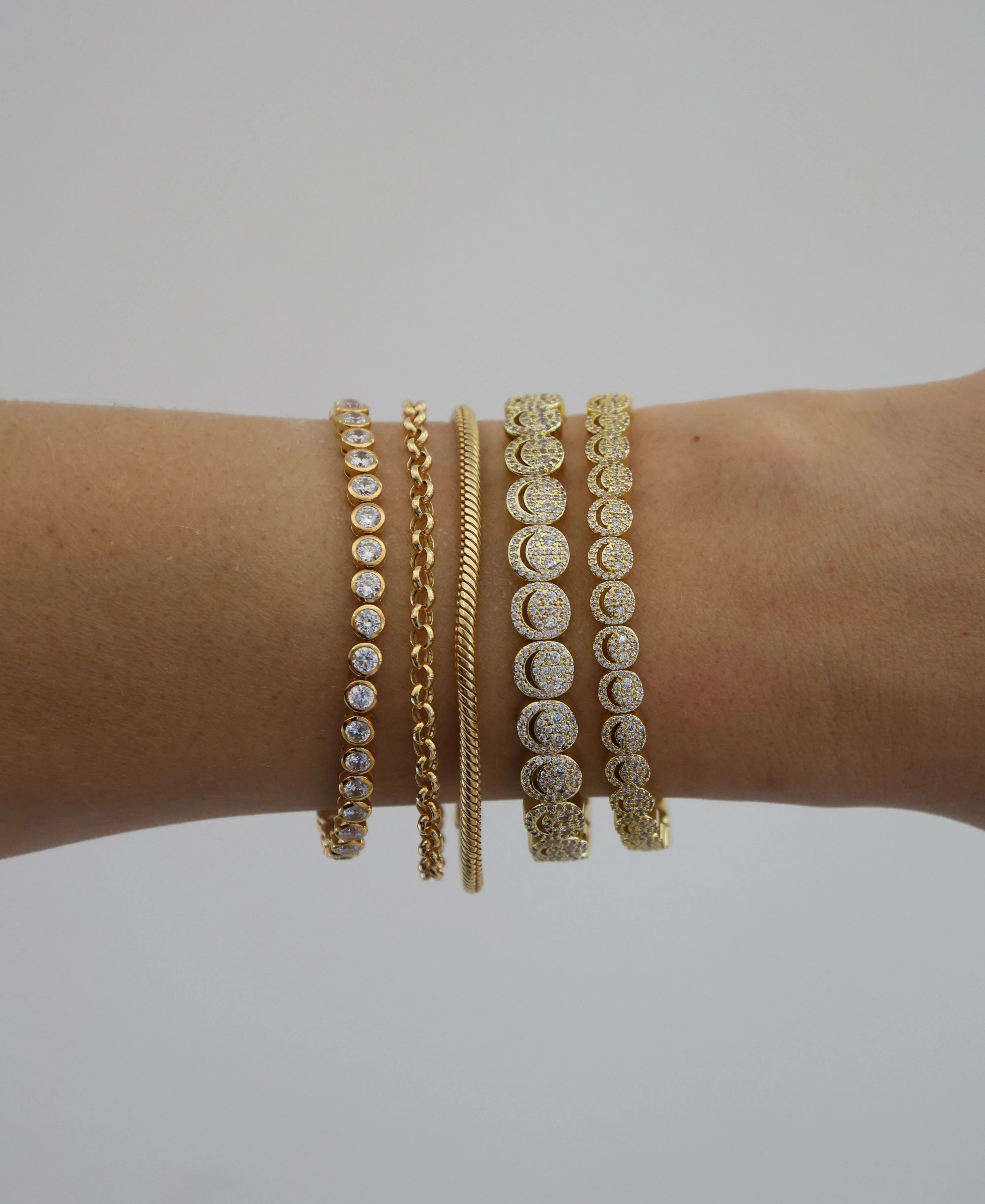 THE MINI PAVÉ sold by Lisa Gozlan product image thumbnail 4