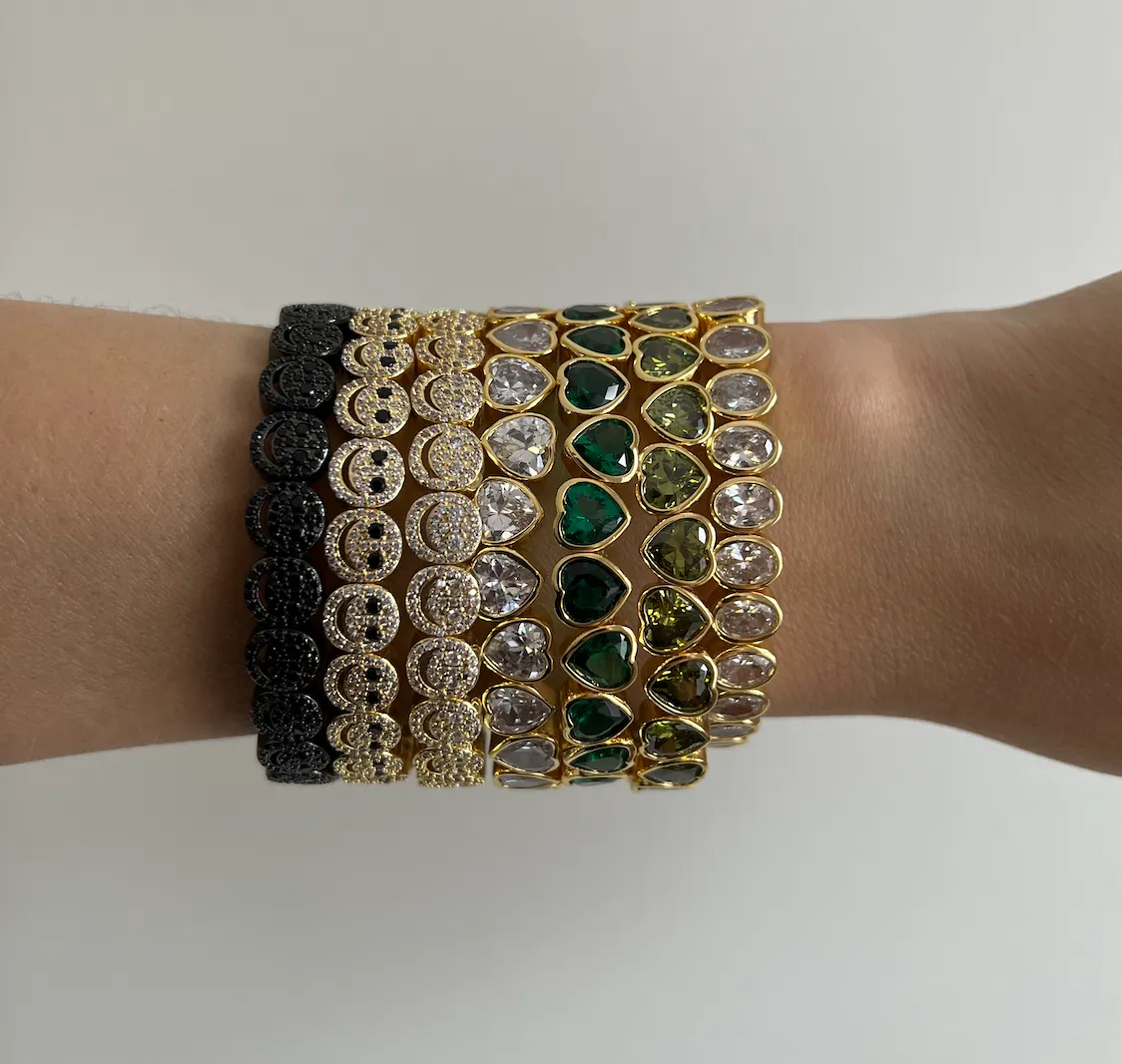 THE HEART OLIVINE JEWEL BRACELET sold by Lisa Gozlan product image thumbnail 4