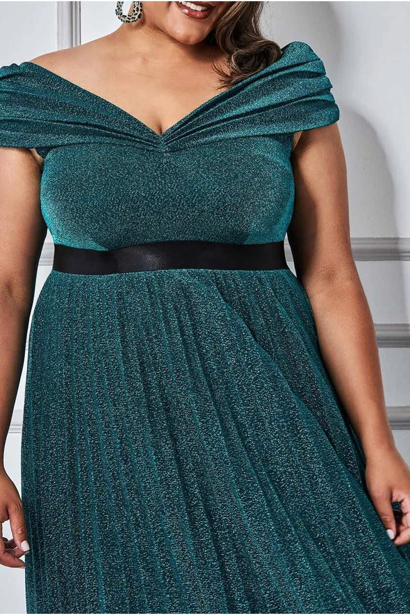 Goddiva Plus Bardot Pleated Skirt Maxi Dress - Emerald Green sold by Goddiva product image thumbnail 3