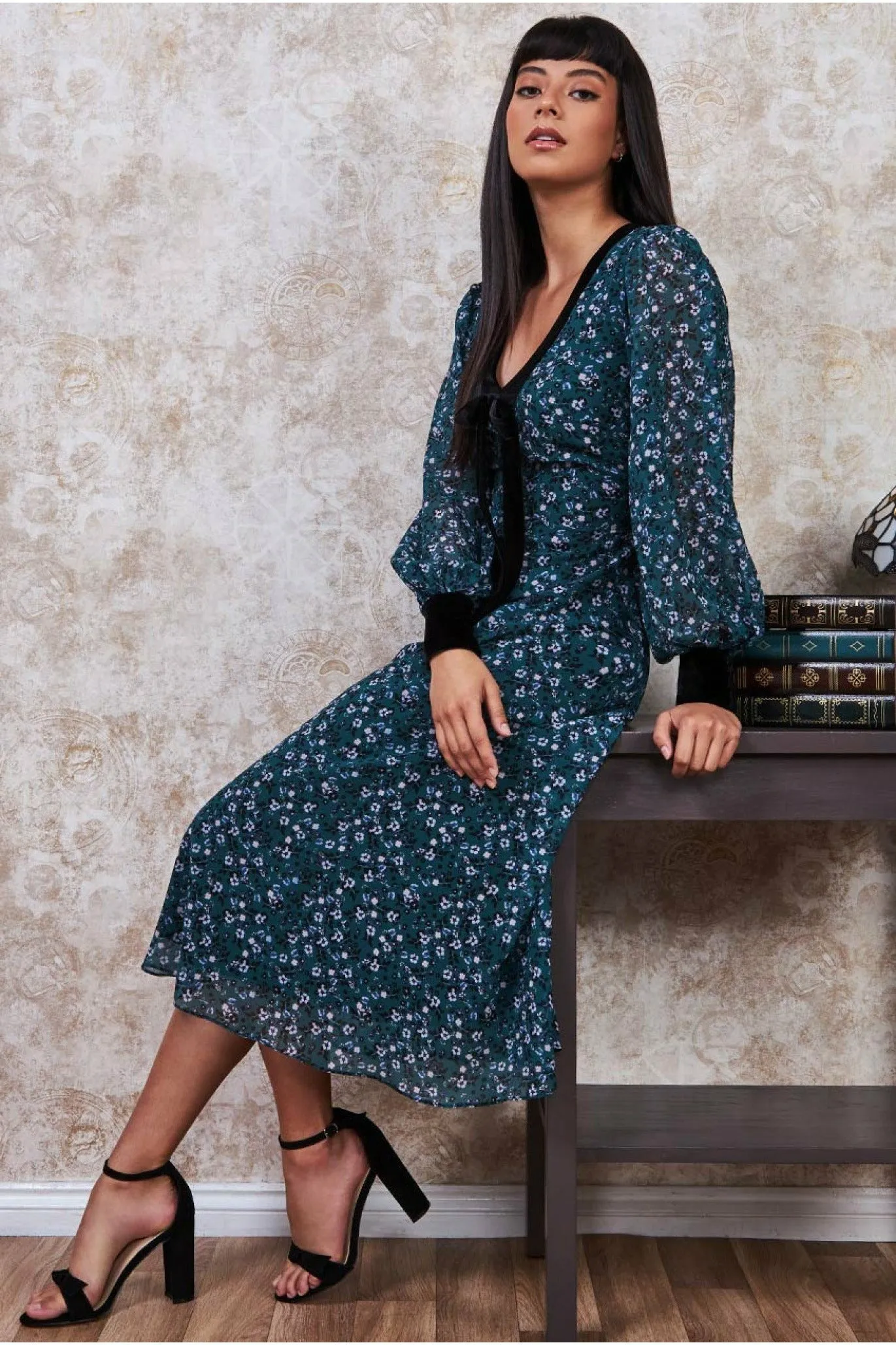 Goddiva Printed Necktie Midi Dress - Emerald Green sold by Goddiva product image thumbnail 4