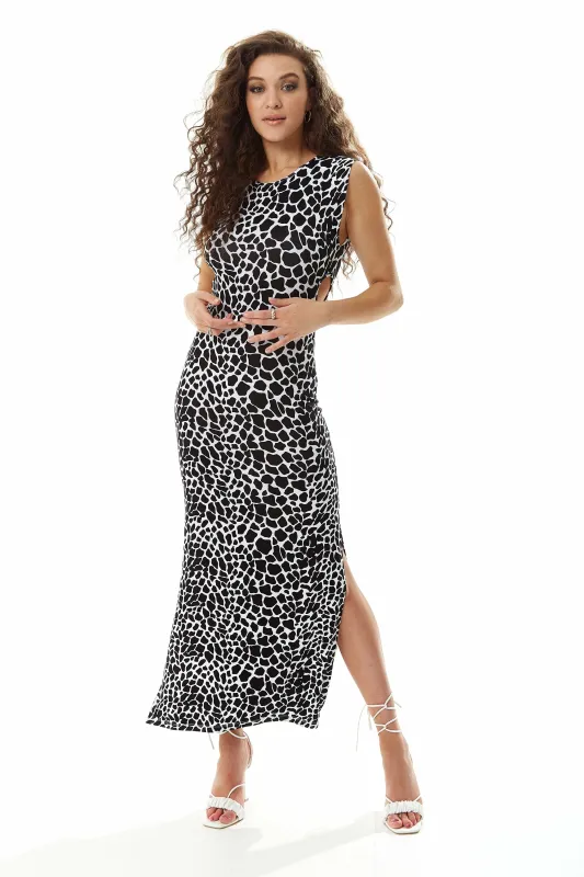 Black White Giraffe Print Maxi Dress by Liquorish sold by Goddiva