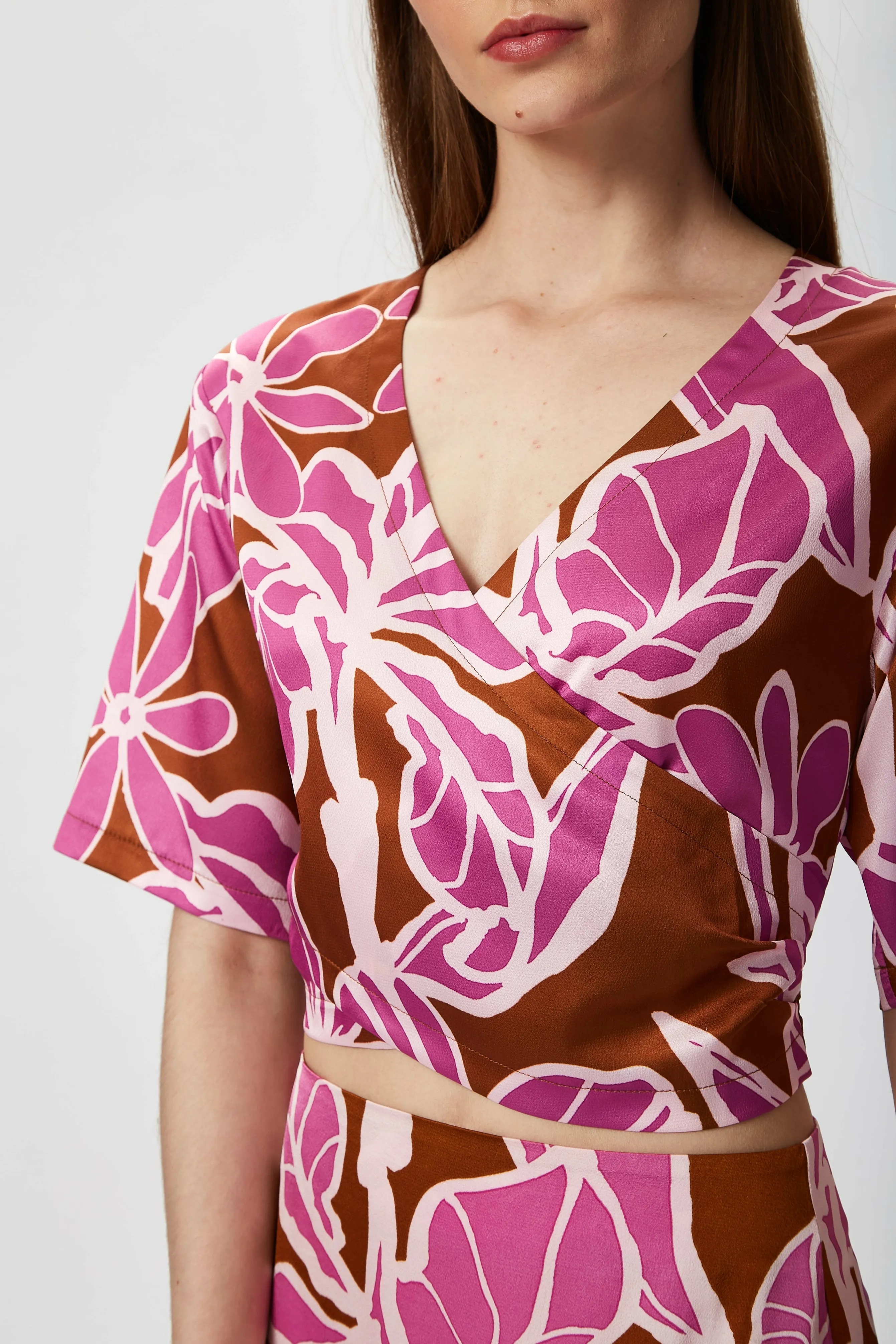 Liquorish Purple Floral Top With Short Sleeves sold by Goddiva product image thumbnail 2