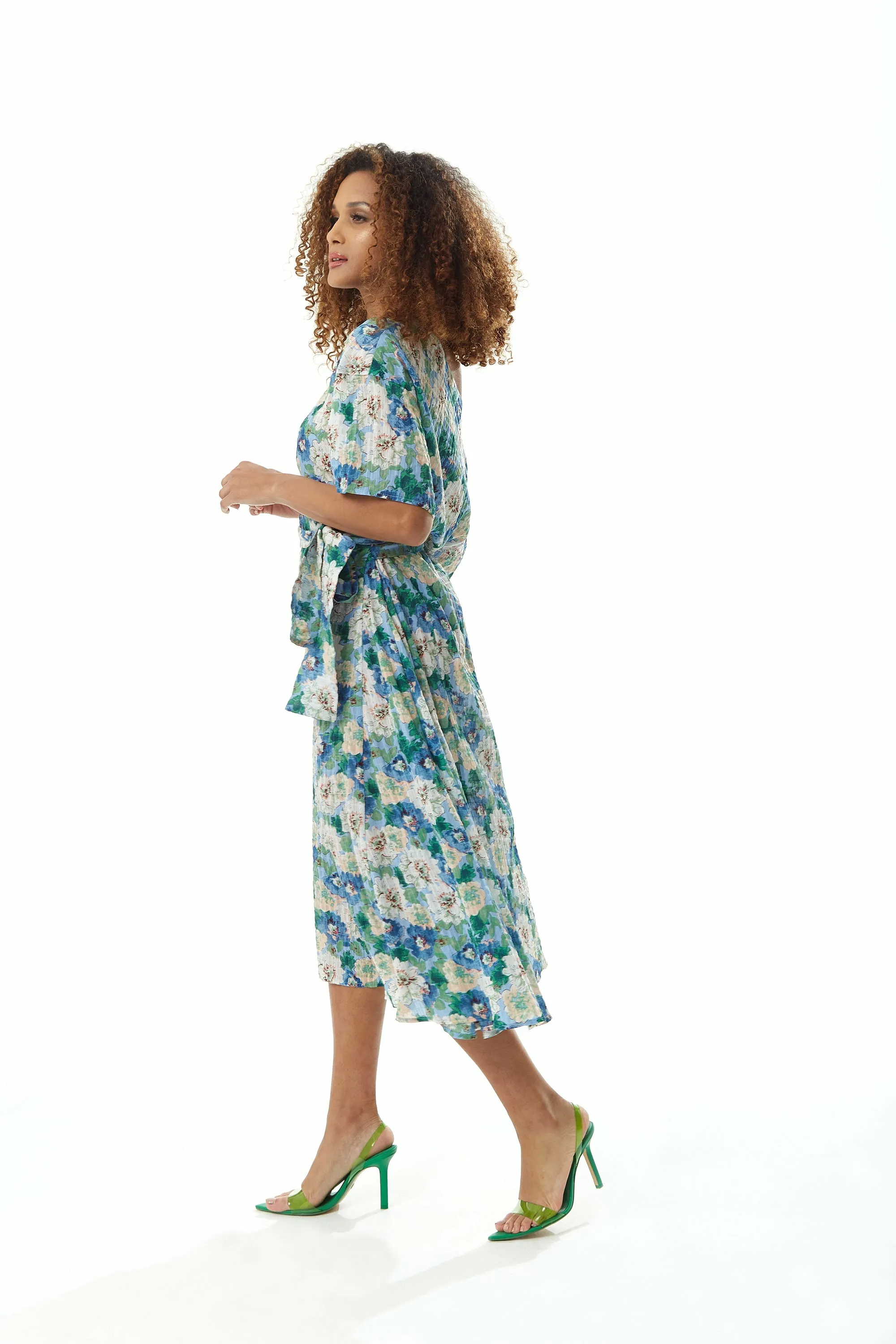 Liquorish Liquorish Divine Grace Crinkle Floral Midi Dress In Blue sold by Goddiva product image thumbnail 3