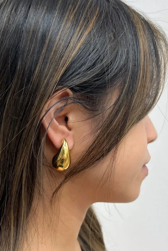 Chunky Waterdrop Earrings In Gold by SVNX sold by Goddiva