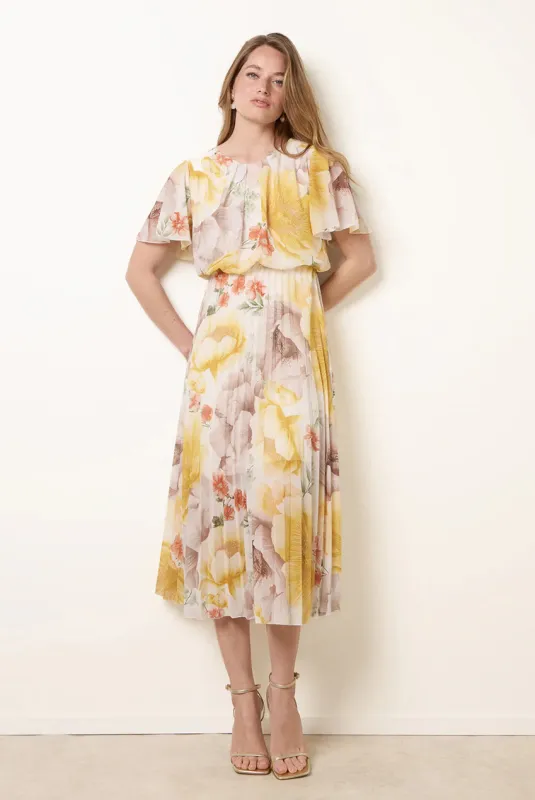 Pleated Scoop Neck Short Sleeve Floral Dress by Blue Vanilla made by Blue Vanilla