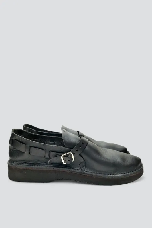 Black Middle English Flat made by Aurora Shoe Company