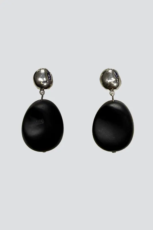 Sterling Silver/Onyx Ada Earrings made by AGMES
