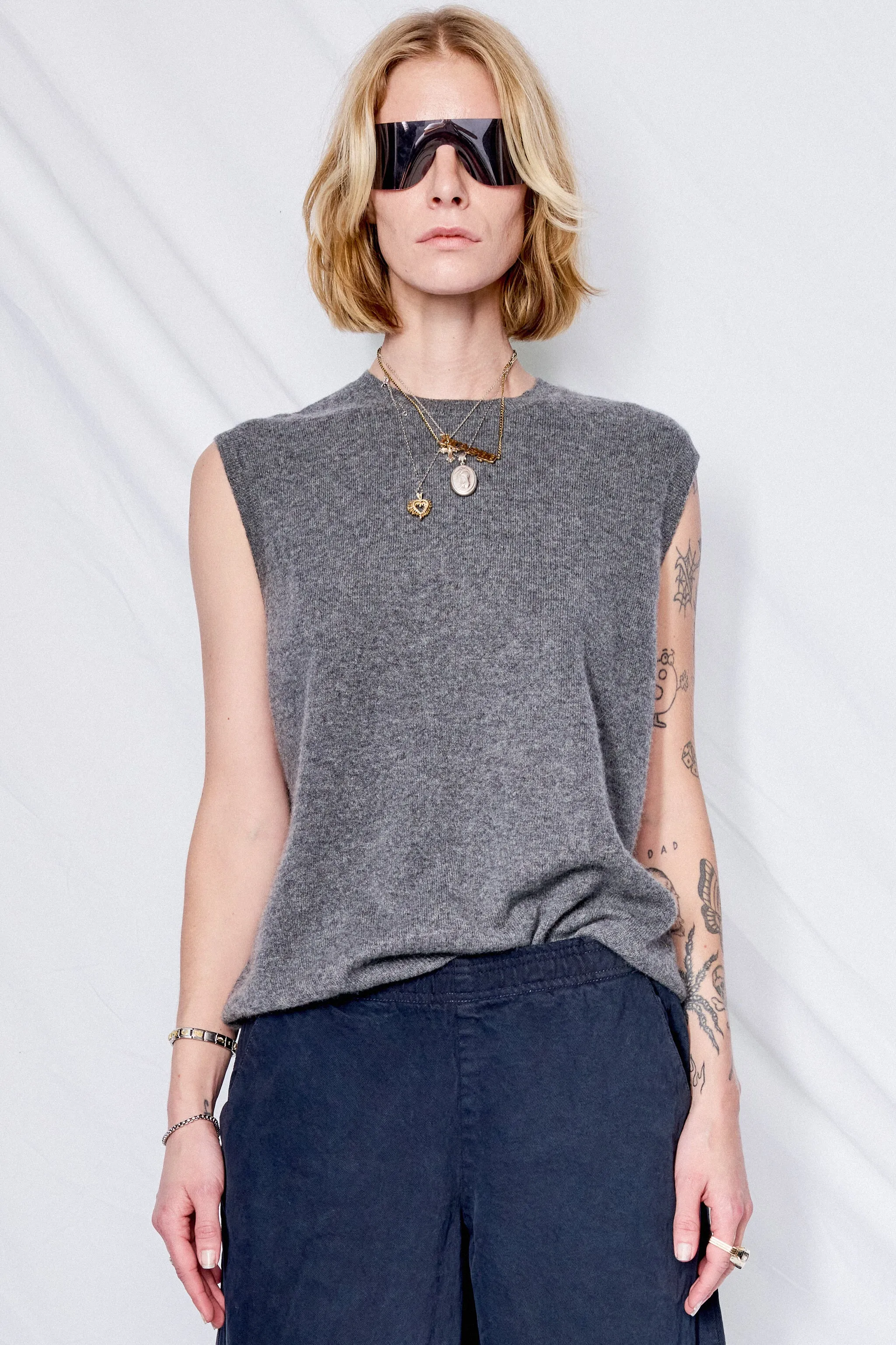 Heather Grey Cashmere Yogi Vest sold by Assembly New York product image thumbnail 2