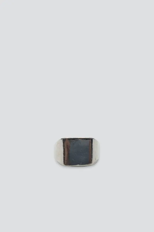 Sterling Silver Heavy Signet Ring made by Vintage