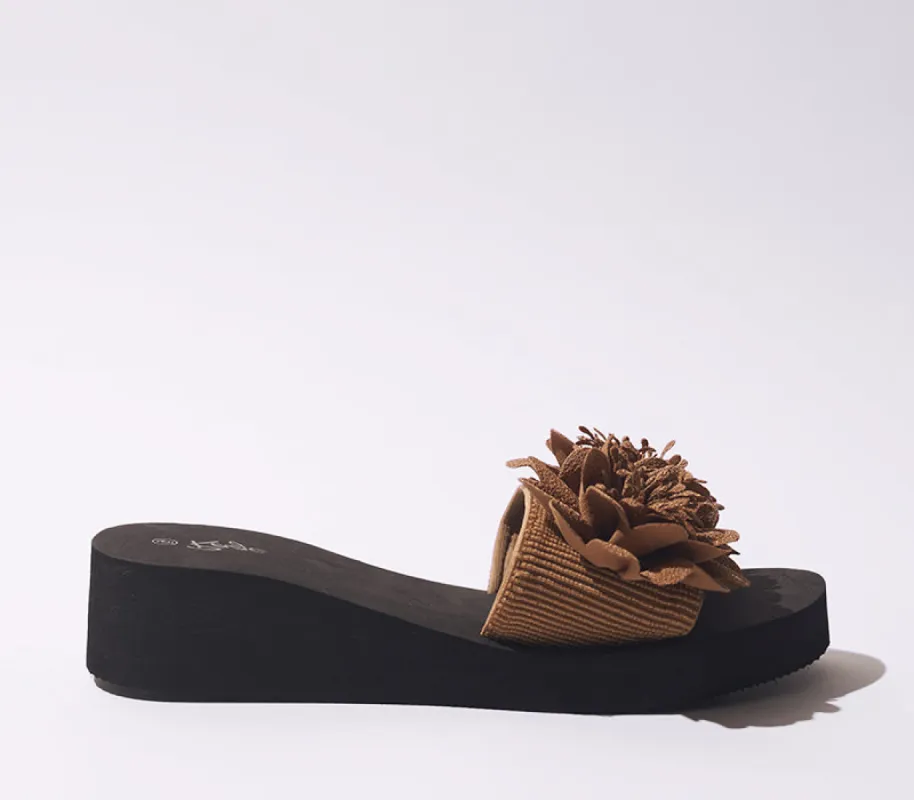 Wedge Slider sold by Rage