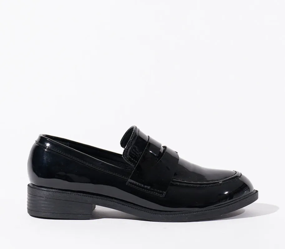 Flat Brogue sold by Rage