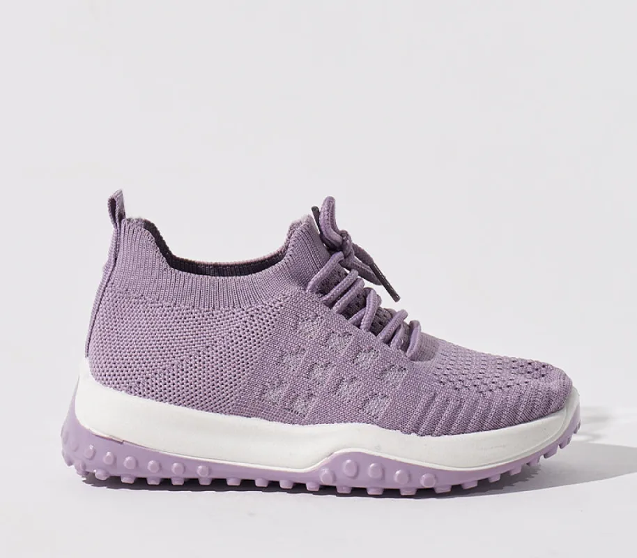 Sneaker sold by Rage