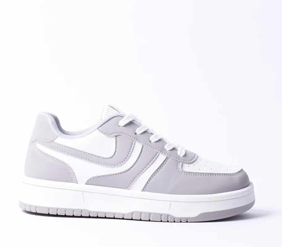 Sneaker sold by Rage