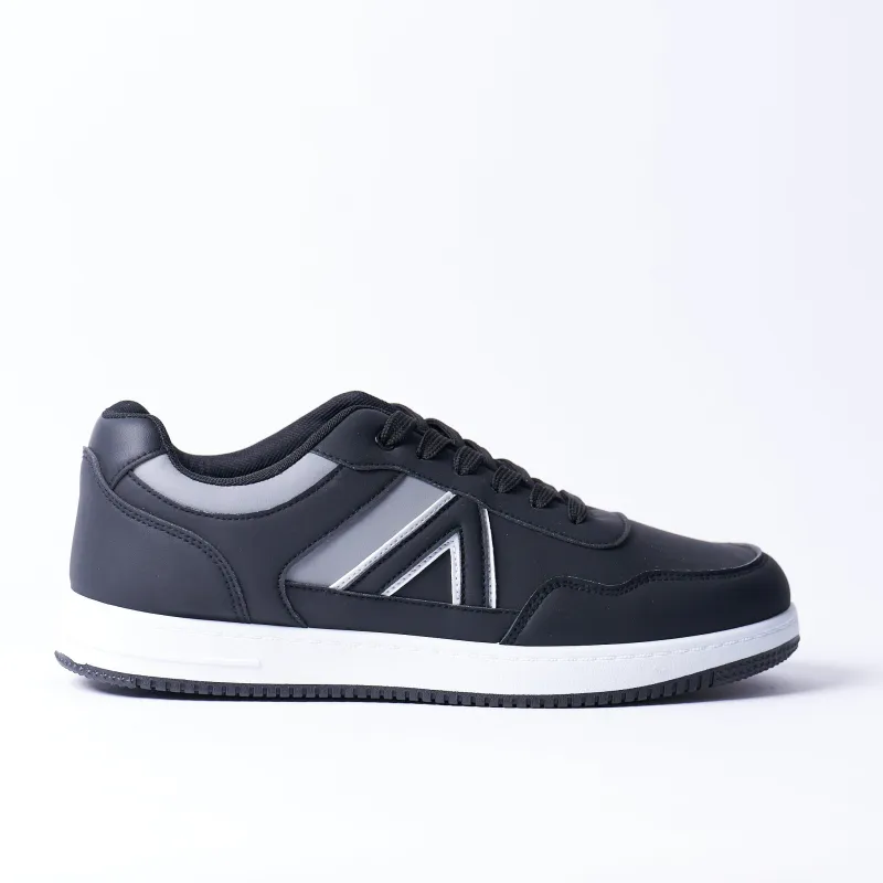 Flat Sneaker made by Rage