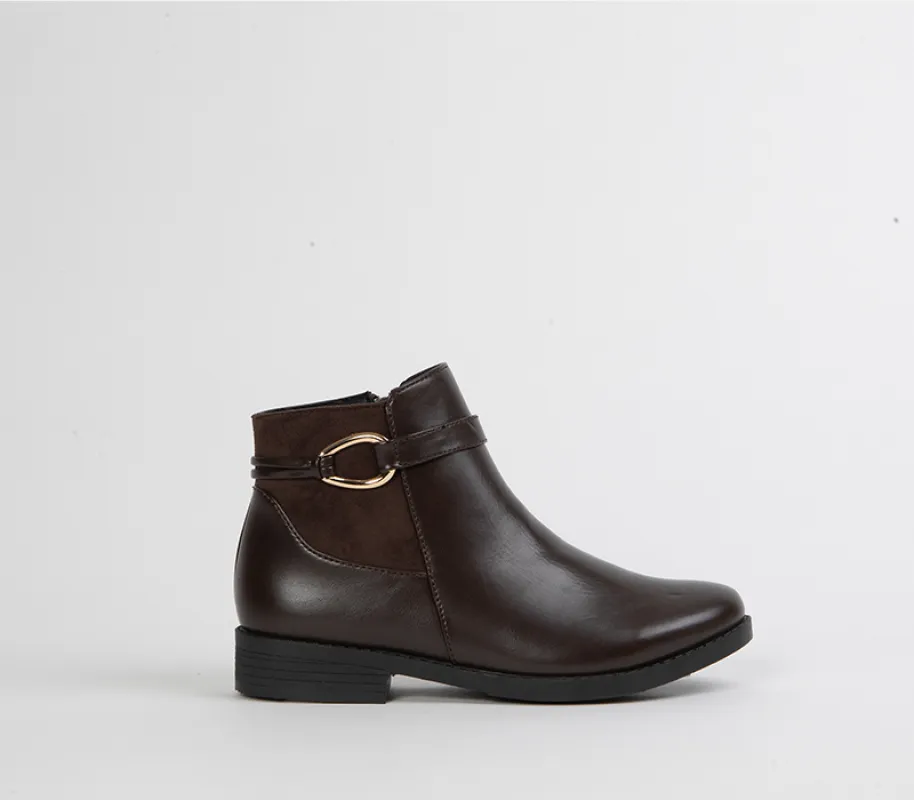 Flat ankle boot made by Rage