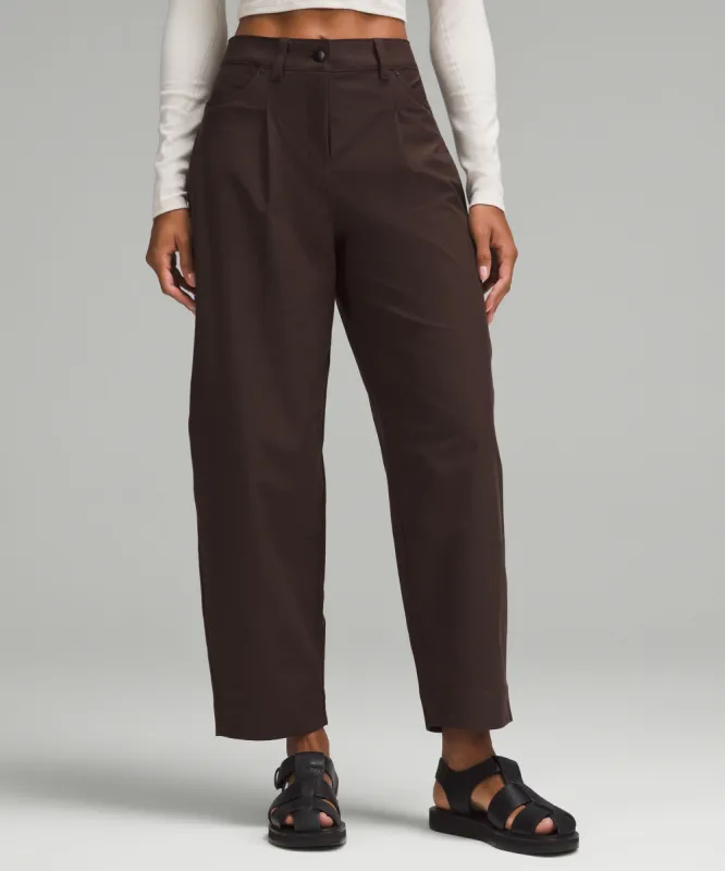 City Sleek Mid-Rise Barrel-Leg Pant *Light Utilitech sold by Lululemon