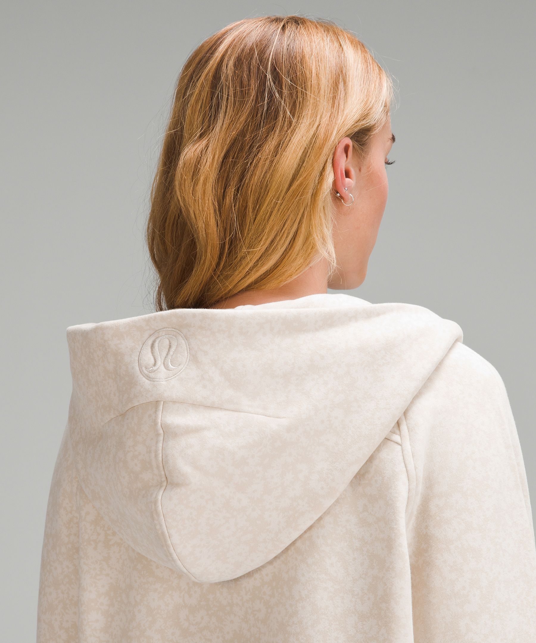 Scuba Oversized Full-Zip sold by Lululemon product image thumbnail 4