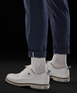 Commission Classic-Tapered Golf Pant 32" sold by Lululemon