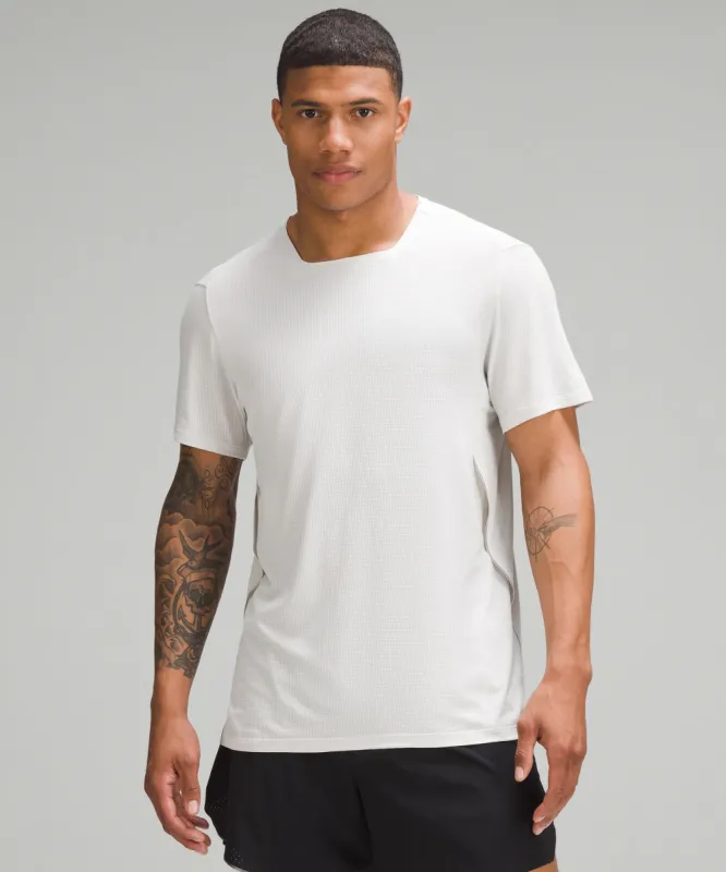 Fast and Free Short-Sleeve Shirt *Airflow sold by Lululemon