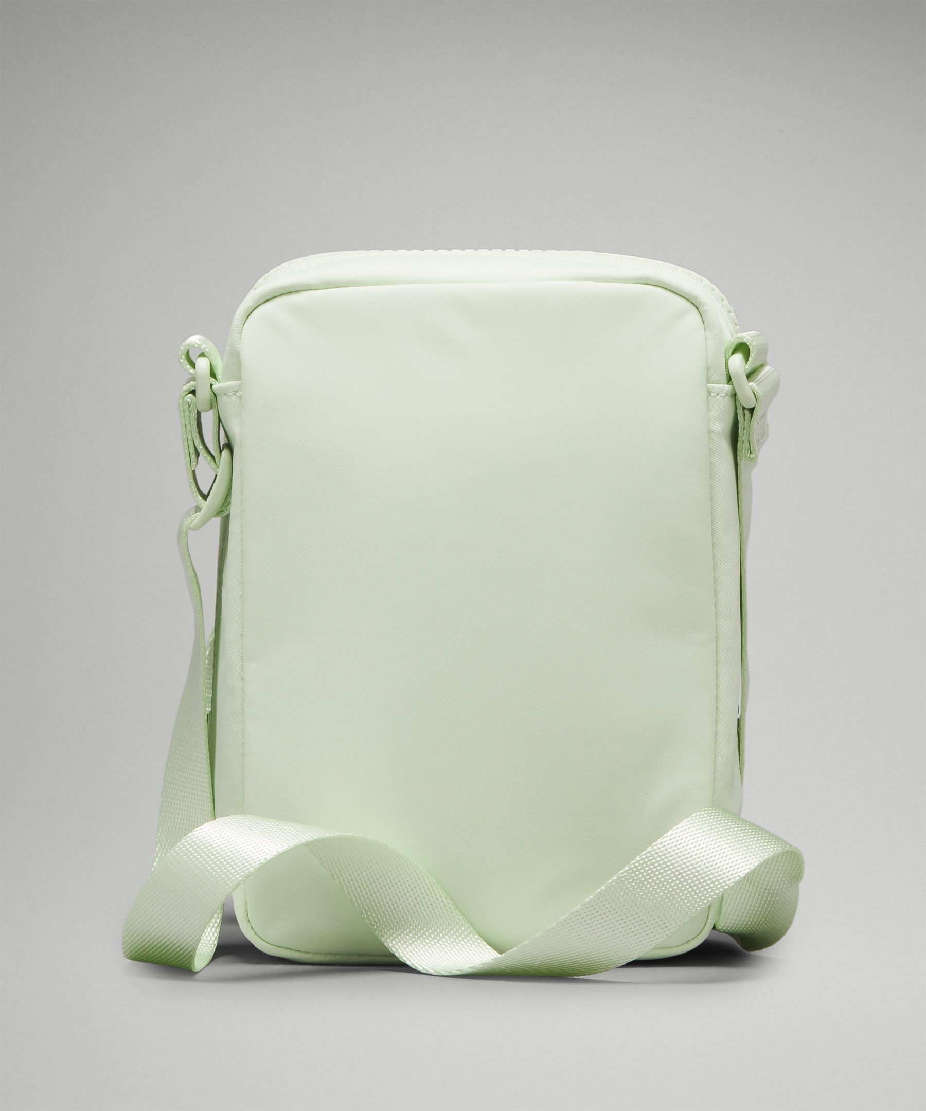 Easy Access Crossbody Bag 1.5L sold by Lululemon product image thumbnail 3