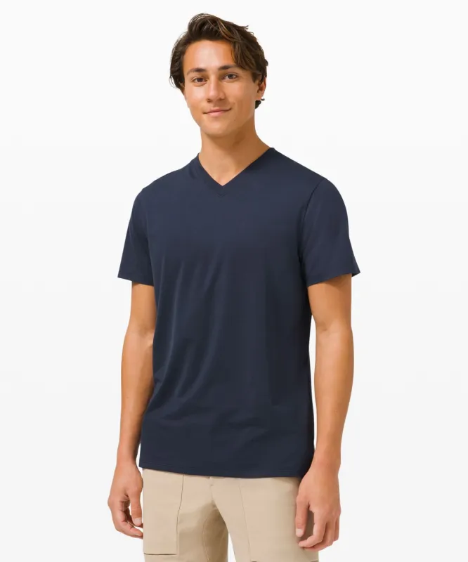 lululemon Fundamental V-Neck T-Shirt *Online Only sold by Lululemon