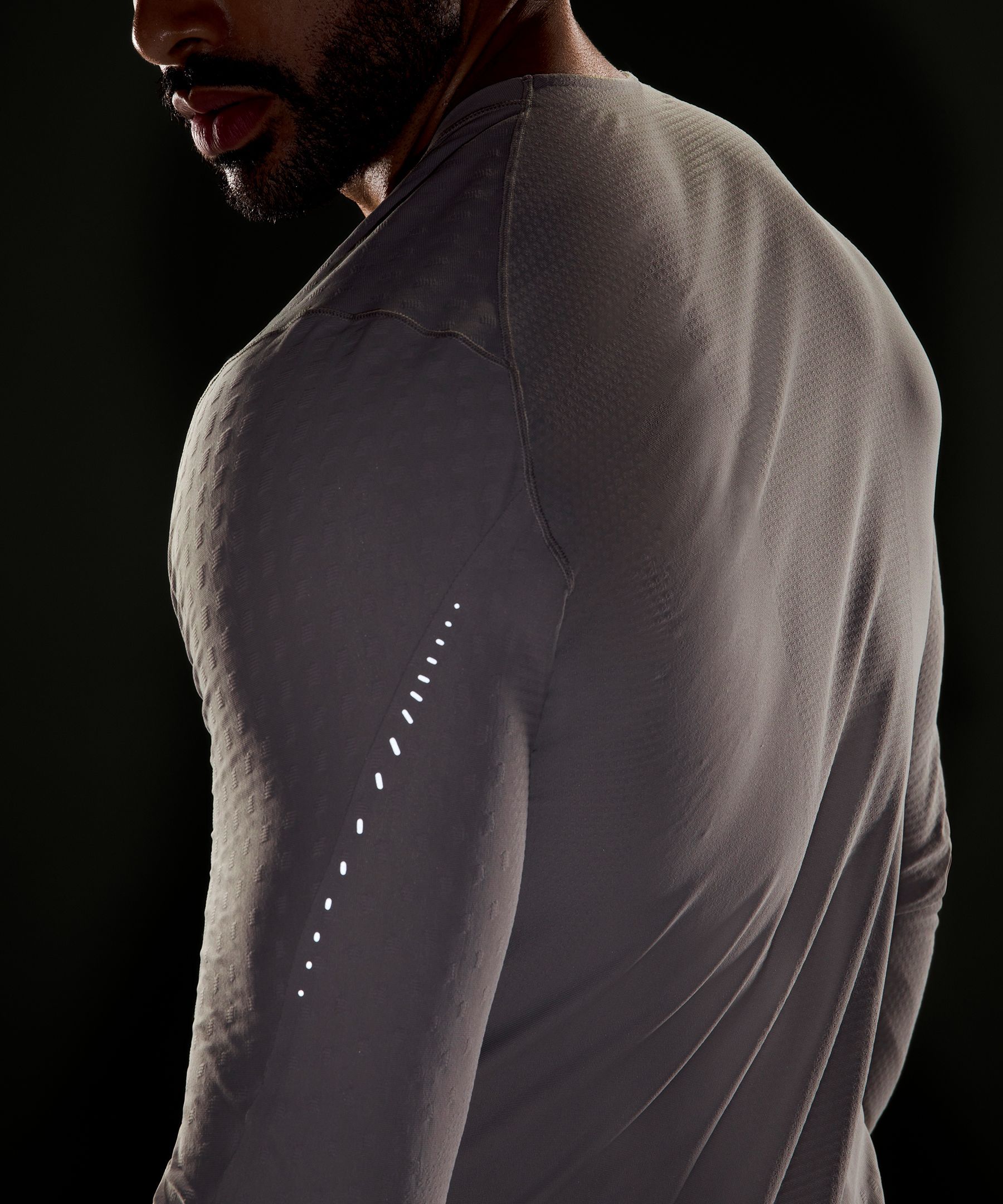 SenseKnit Running Long Sleeve *Online Only sold by Lululemon product image thumbnail 5