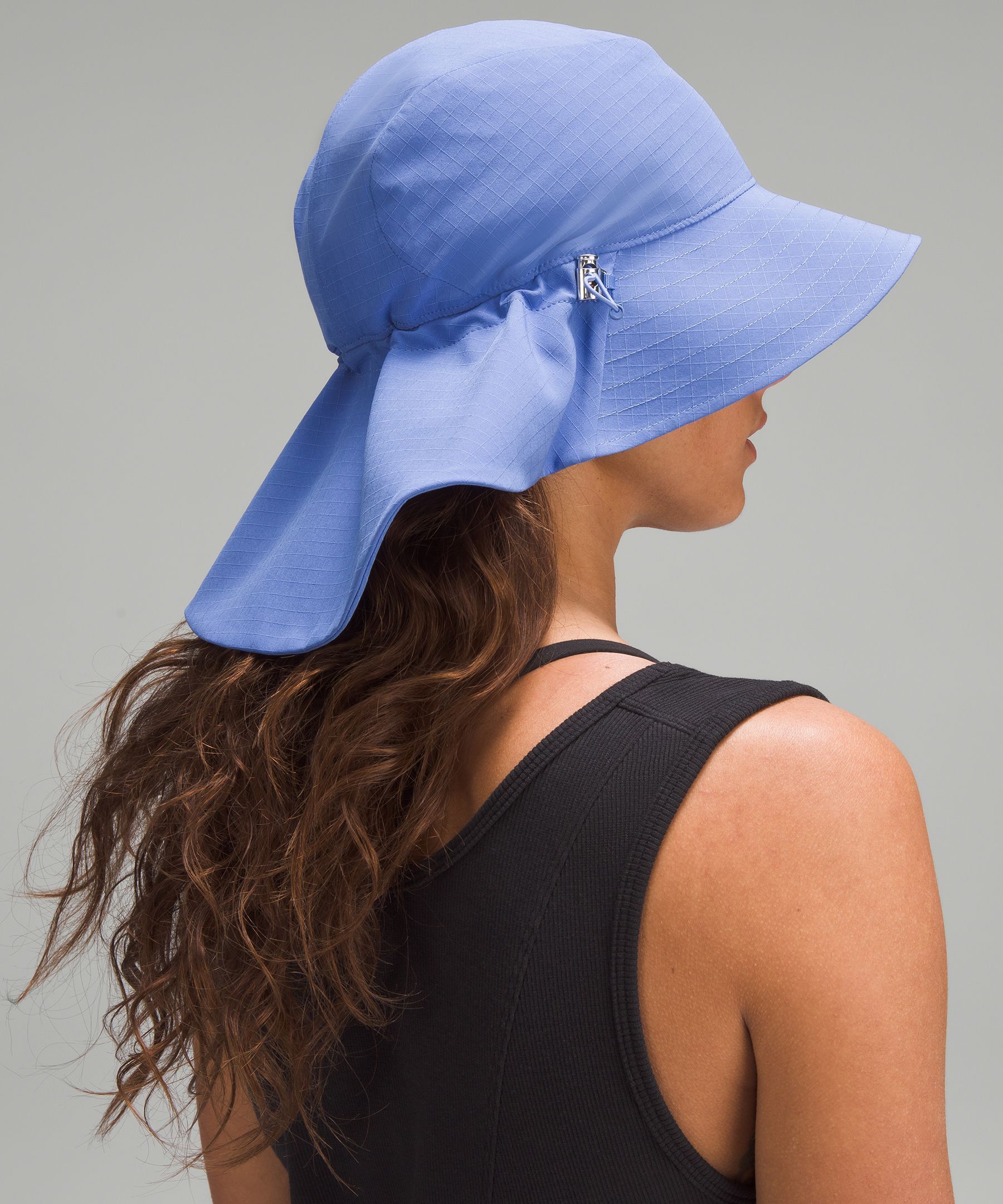 Women's Cinchable Wide Brim Bucket Hat sold by Lululemon product image thumbnail 3