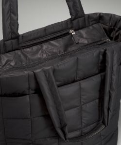 Quilted Grid Tote Bag 26L sold by Lululemon