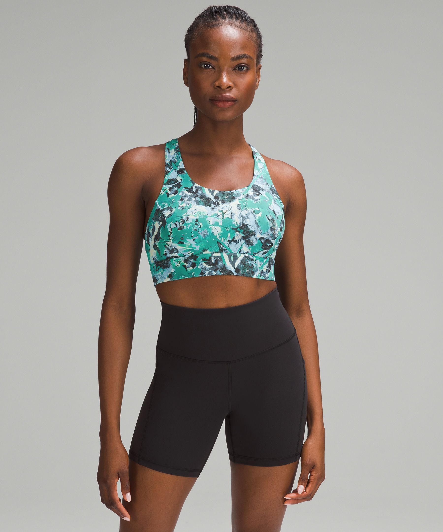 Everlux Train Bra *Medium Support, C/D Cup *Online Only sold by Lululemon