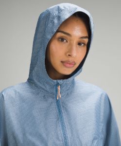 Cinch-Back Half-Zip Hiking Pullover *Online Only sold by Lululemon