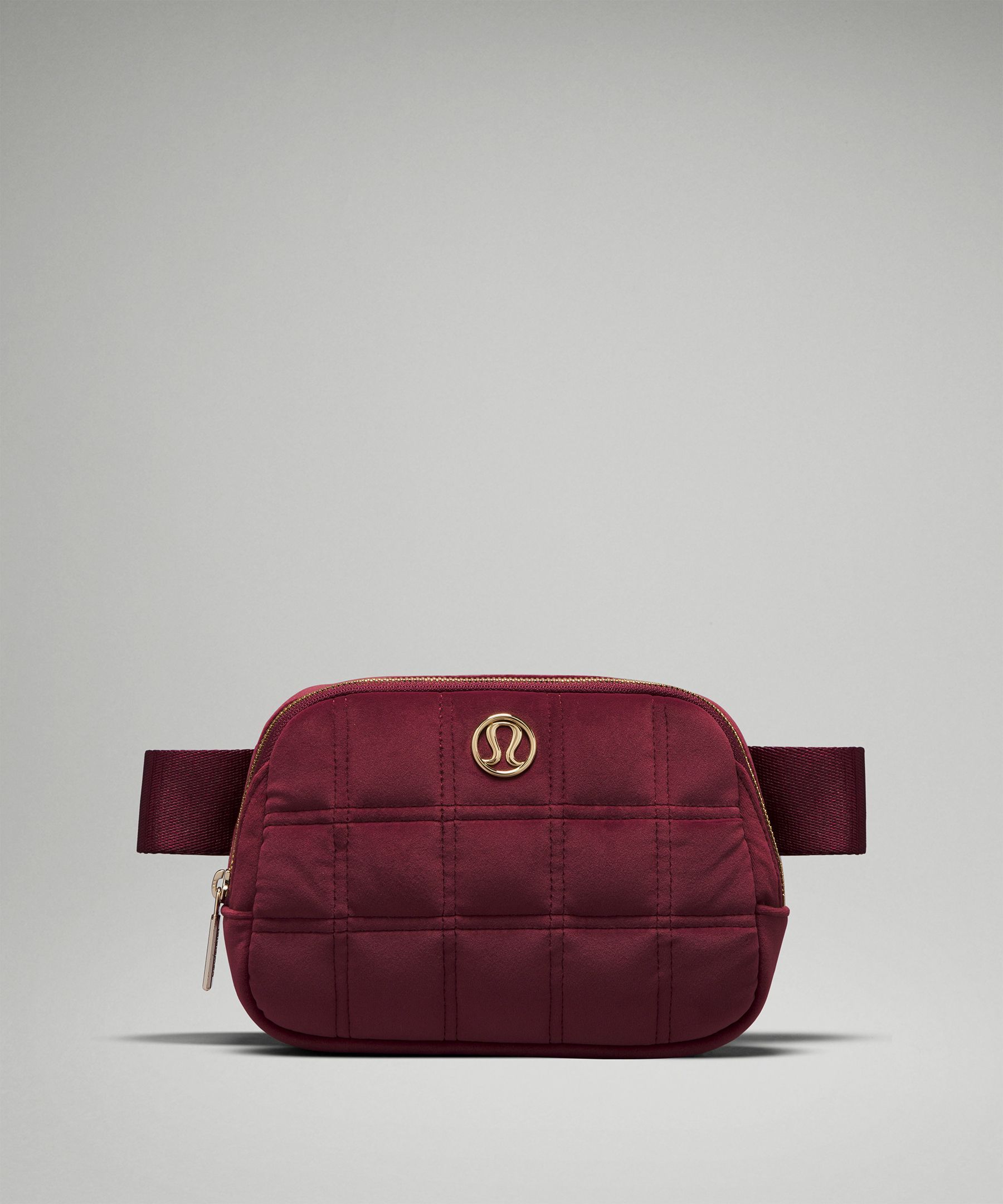 Everywhere Belt Bag 1L *Quilted Velour sold by Lululemon