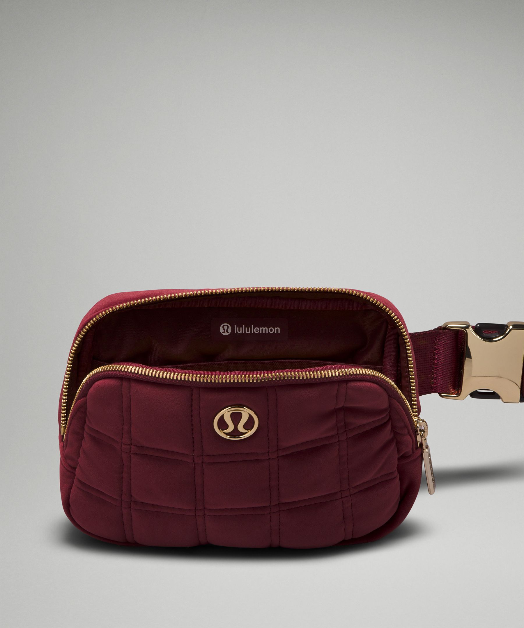 Everywhere Belt Bag 1L *Quilted Velour sold by Lululemon product image thumbnail 5