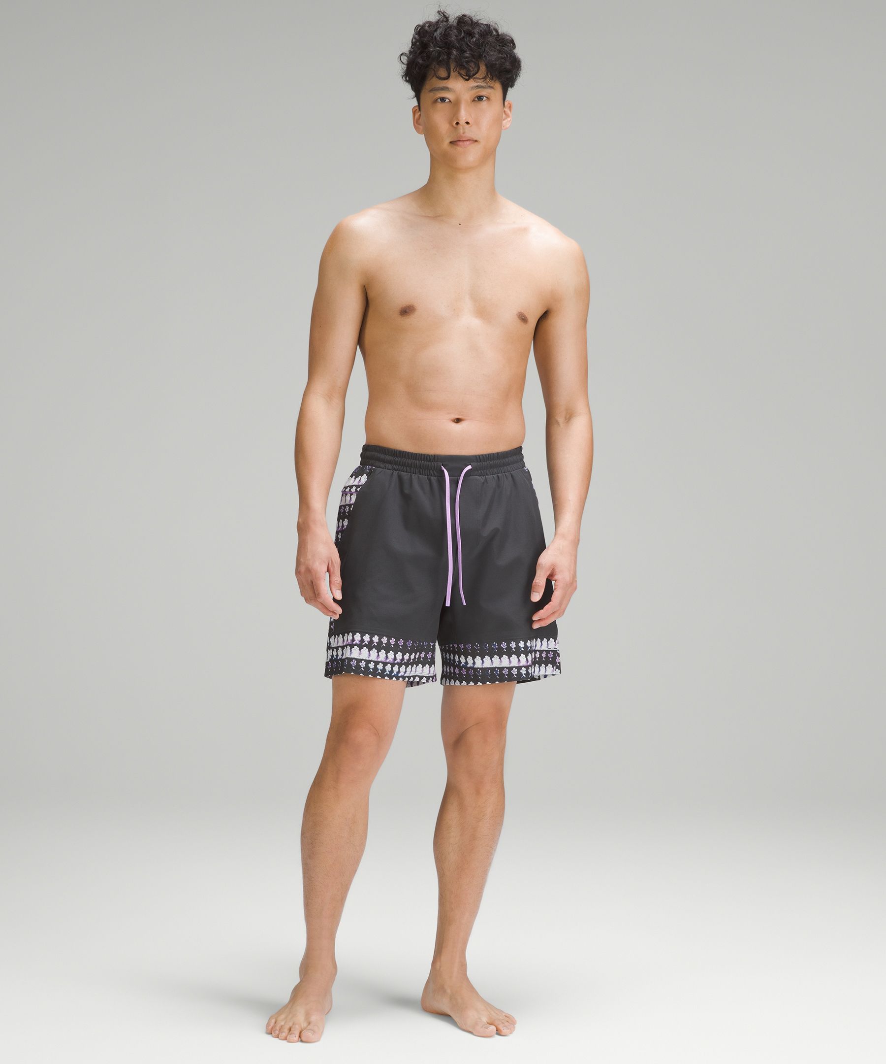 Pool Short 7" sold by Lululemon product image thumbnail 2
