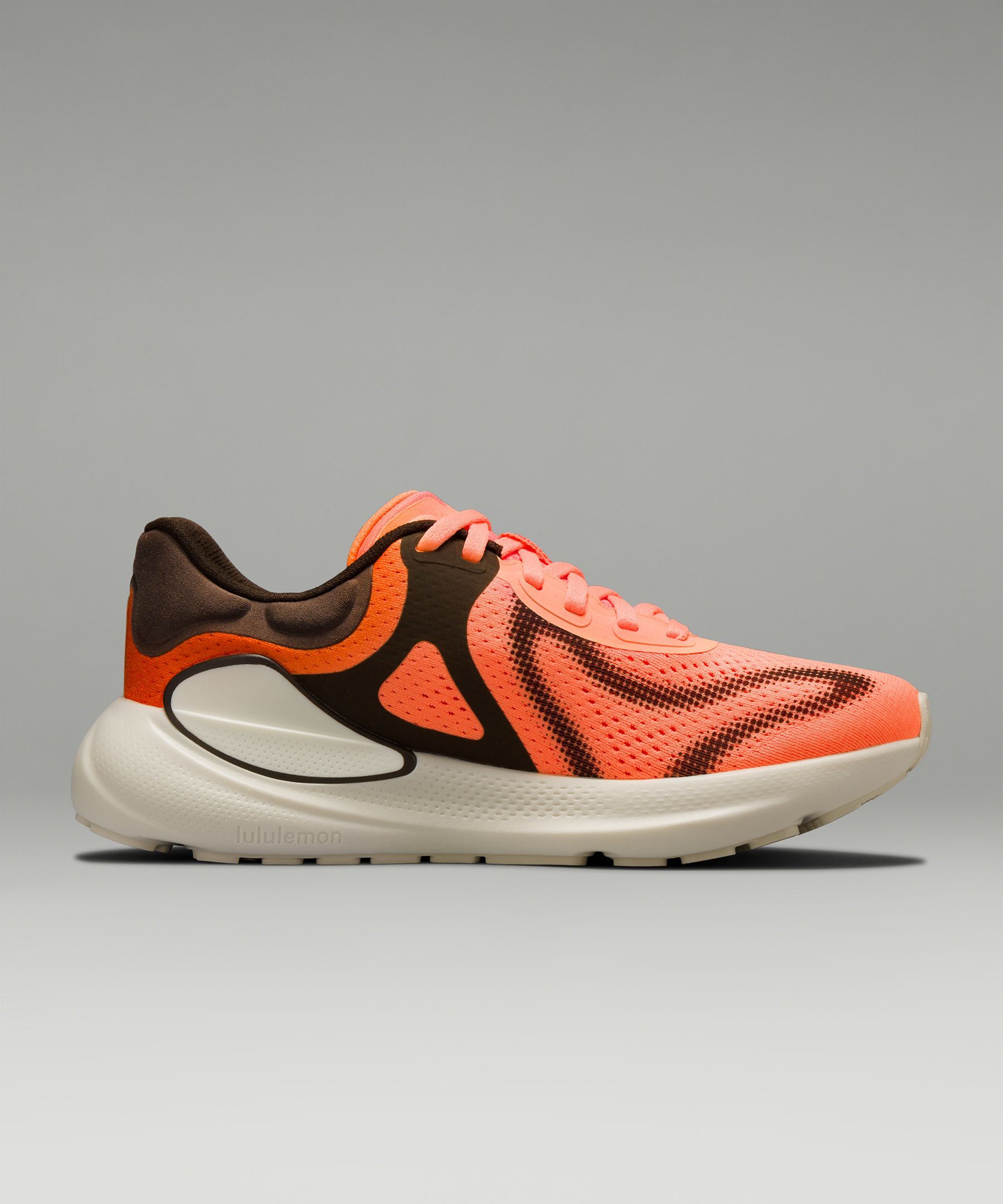 Beyondfeel Women's Running Shoe sold by Lululemon product image thumbnail 5