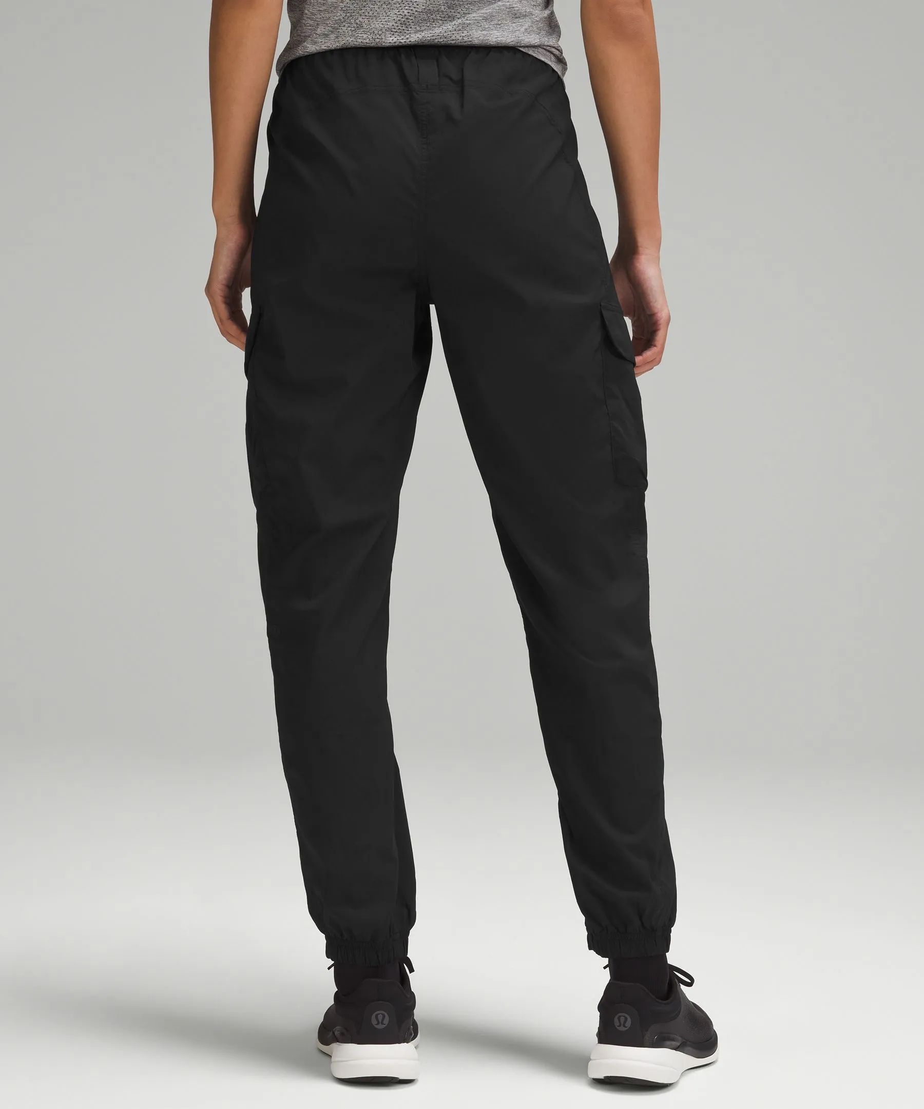 Lightweight Cargo Mid-Rise Hiking Pant sold by Lululemon product image thumbnail 3