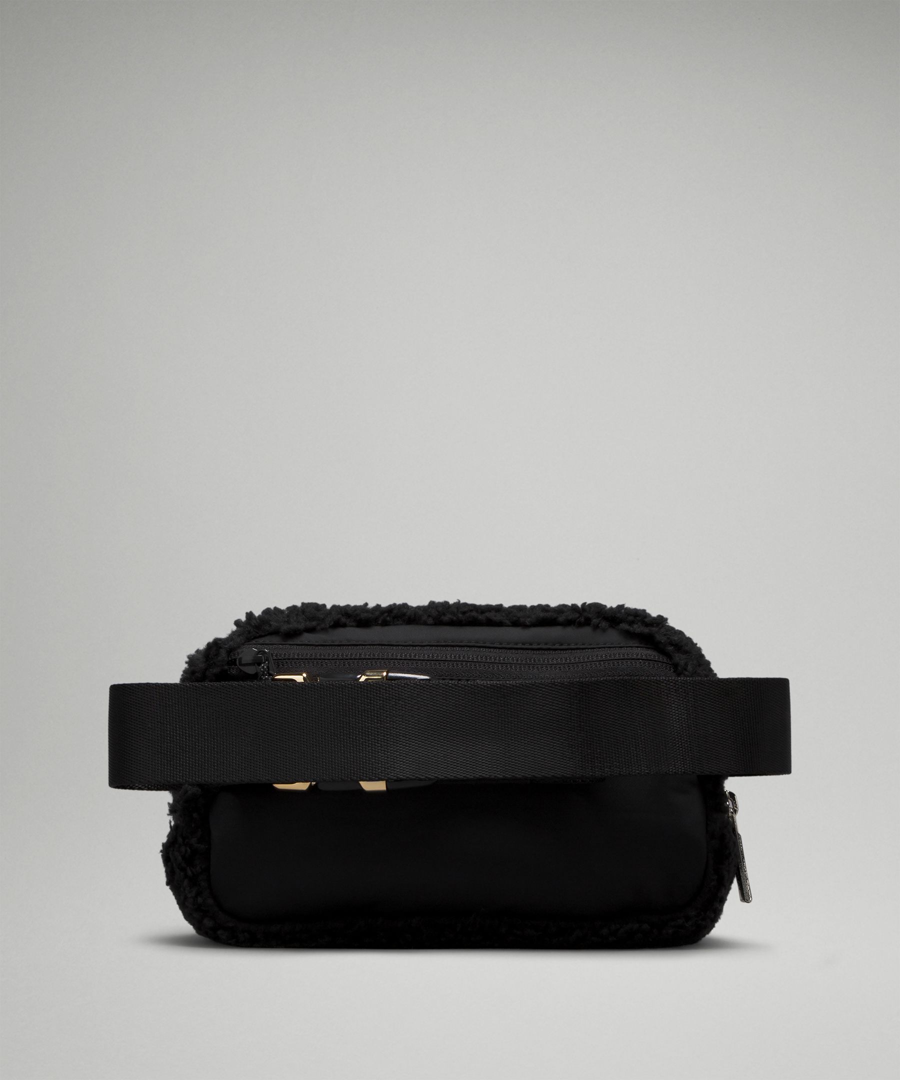 Everywhere Belt Bag 1L *Fleece sold by Lululemon product image thumbnail 3