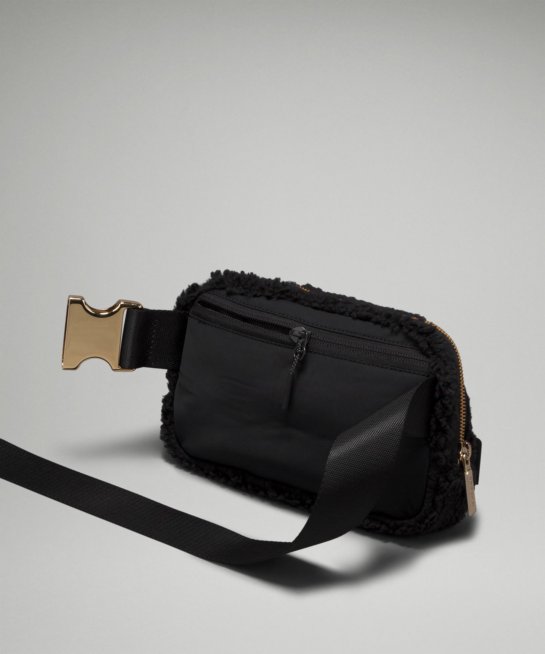 Everywhere Belt Bag 1L *Fleece sold by Lululemon product image thumbnail 4