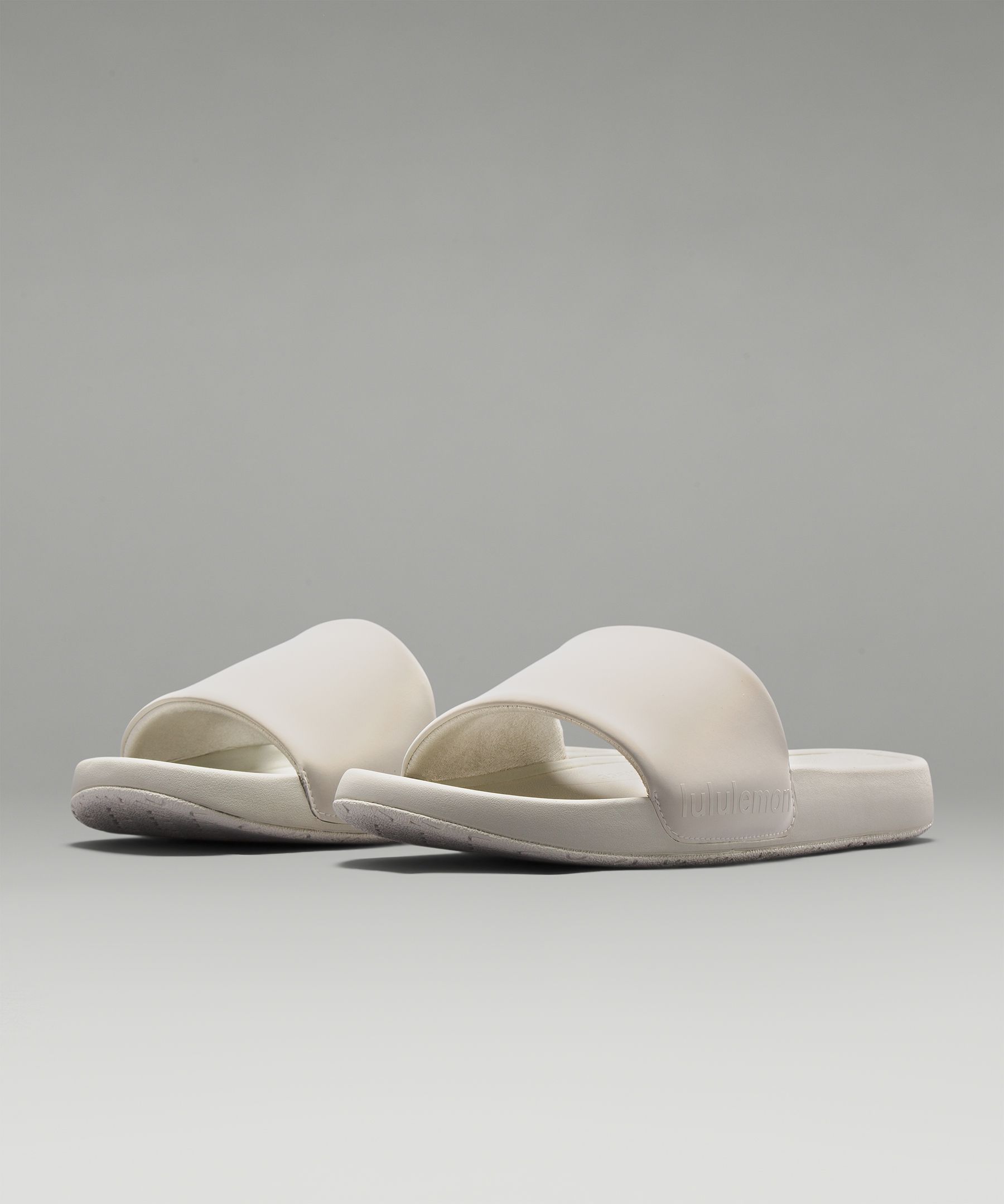 Restfeel Men's Slide sold by Lululemon