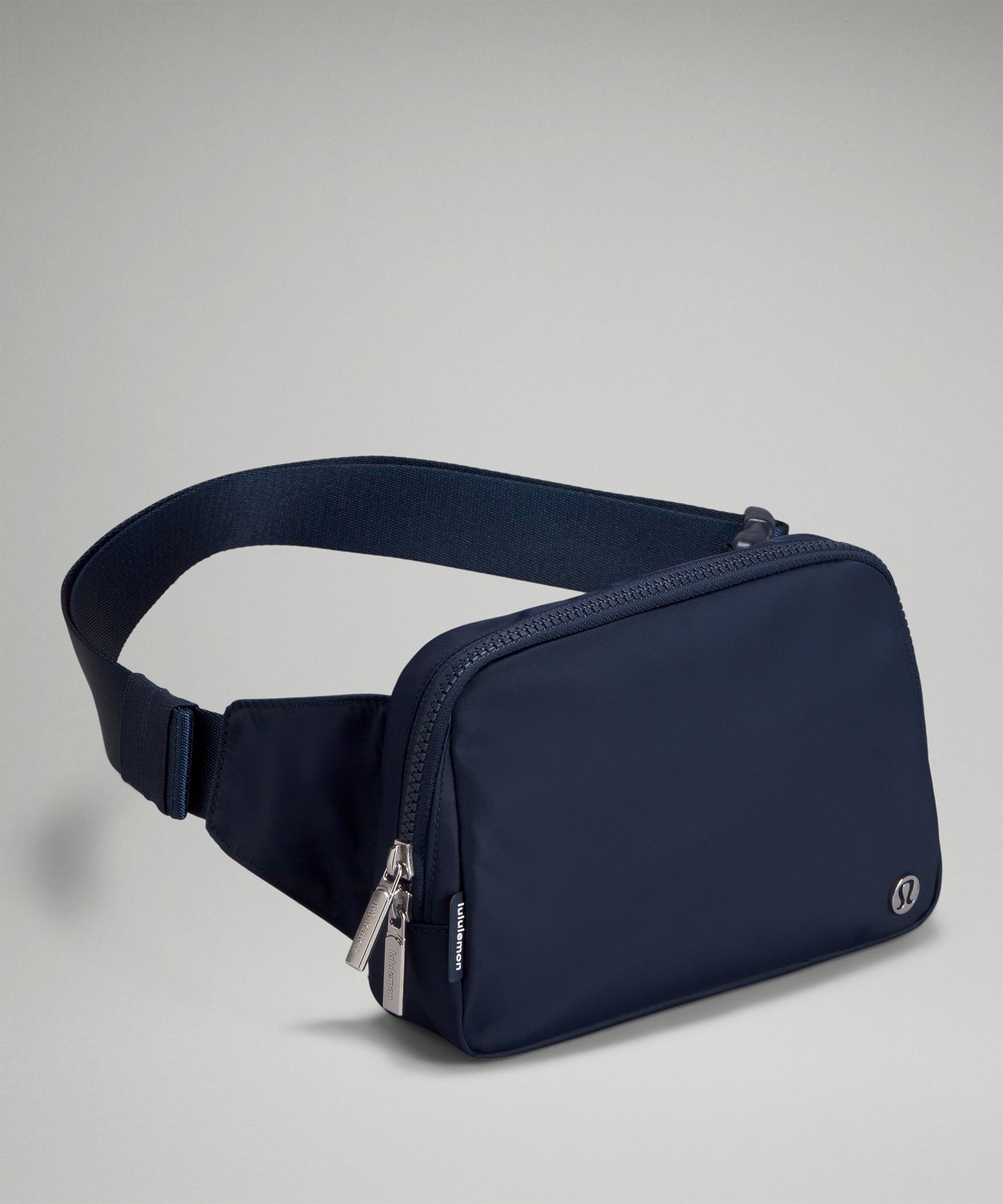 Everywhere Belt Bag Large 2L sold by Lululemon product image thumbnail 4
