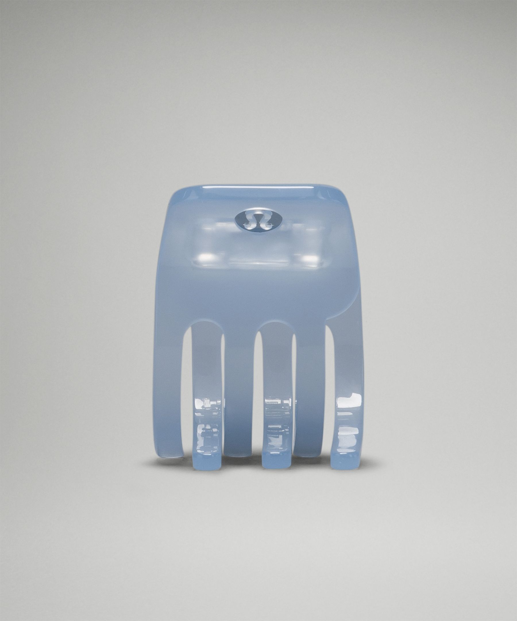 Criss-Cross Claw Clip *Small sold by Lululemon