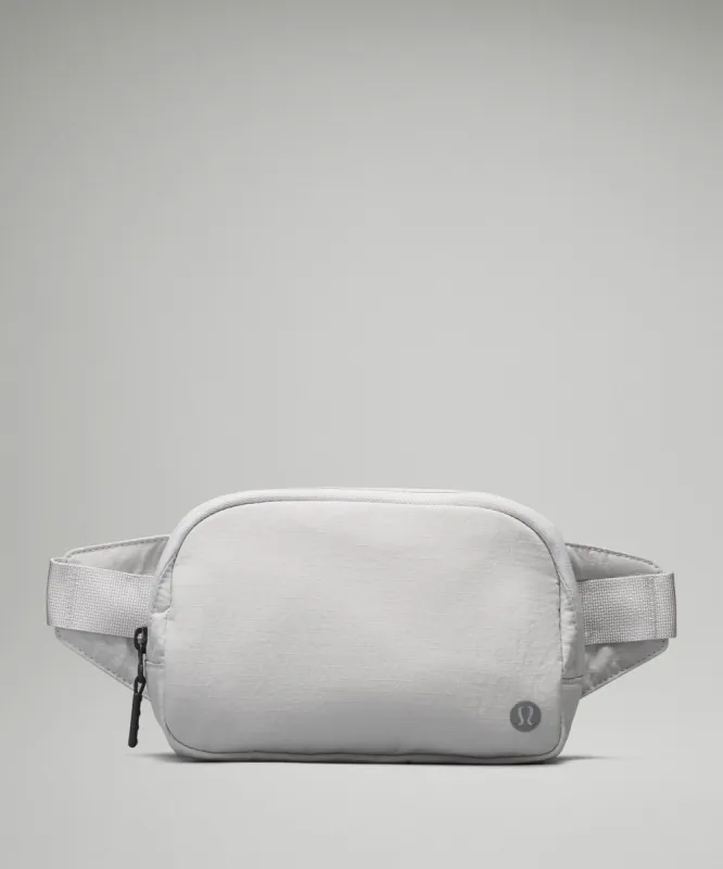 Everywhere Belt Bag 1L *Ripstop sold by Lululemon