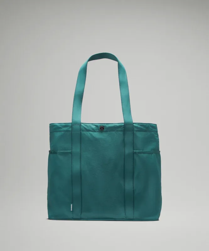 Daily Multi-Pocket Tote Bag 20L sold by Lululemon