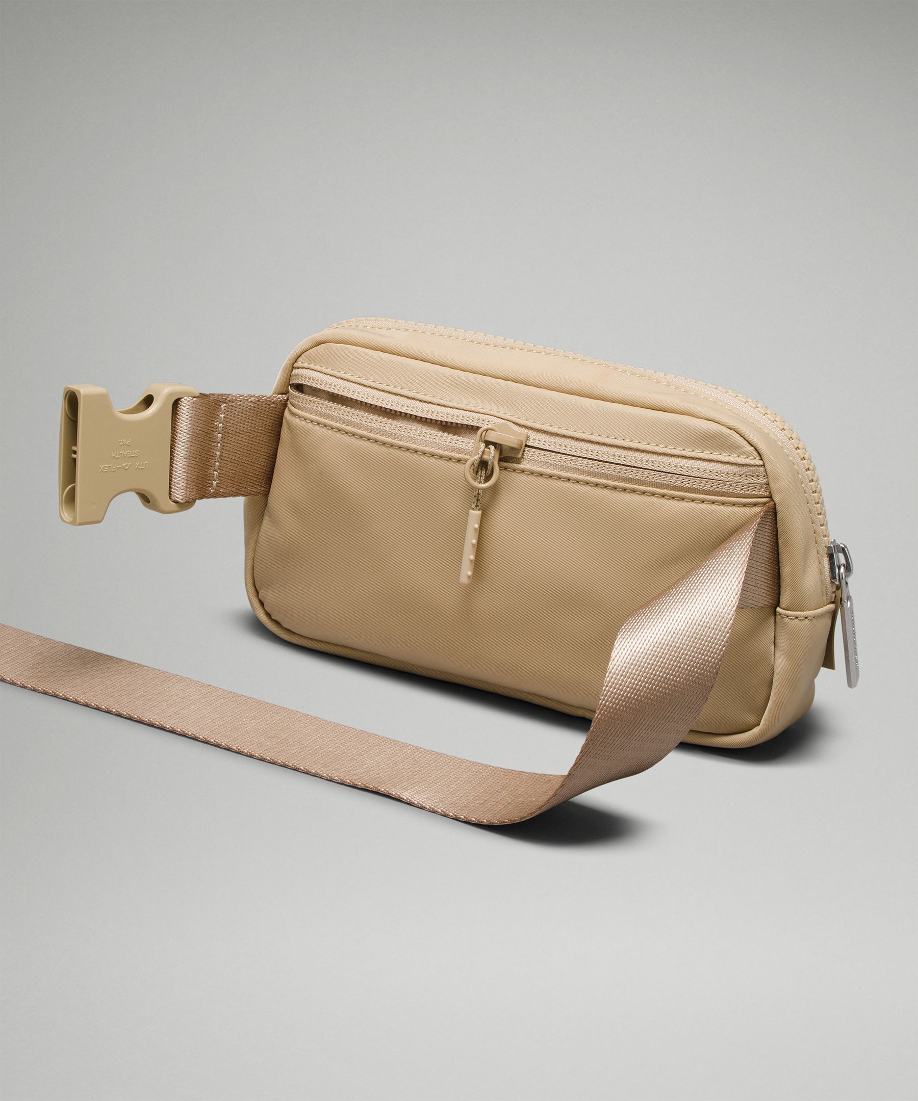 Everywhere Belt Bag Mini sold by Lululemon product image thumbnail 4