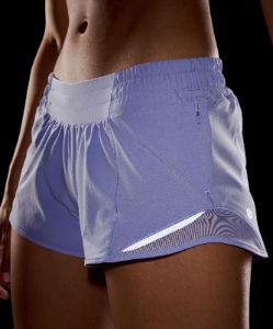 Hotty Hot Low-Rise Lined Short 2.5" sold by Lululemon