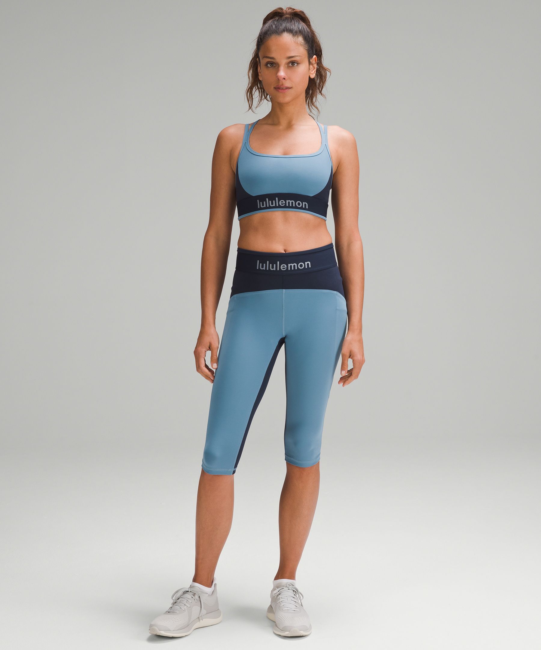 Logo Waistband Everlux Training Crop 15" sold by Lululemon product image thumbnail 2