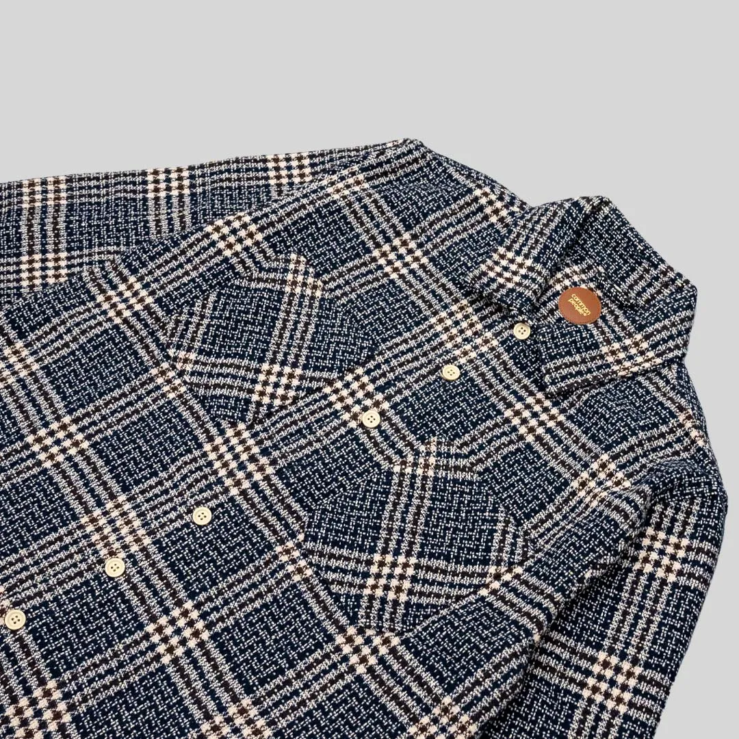 FAR OVERSHIRT WITH POCKETS sold by Common People product image thumbnail 3