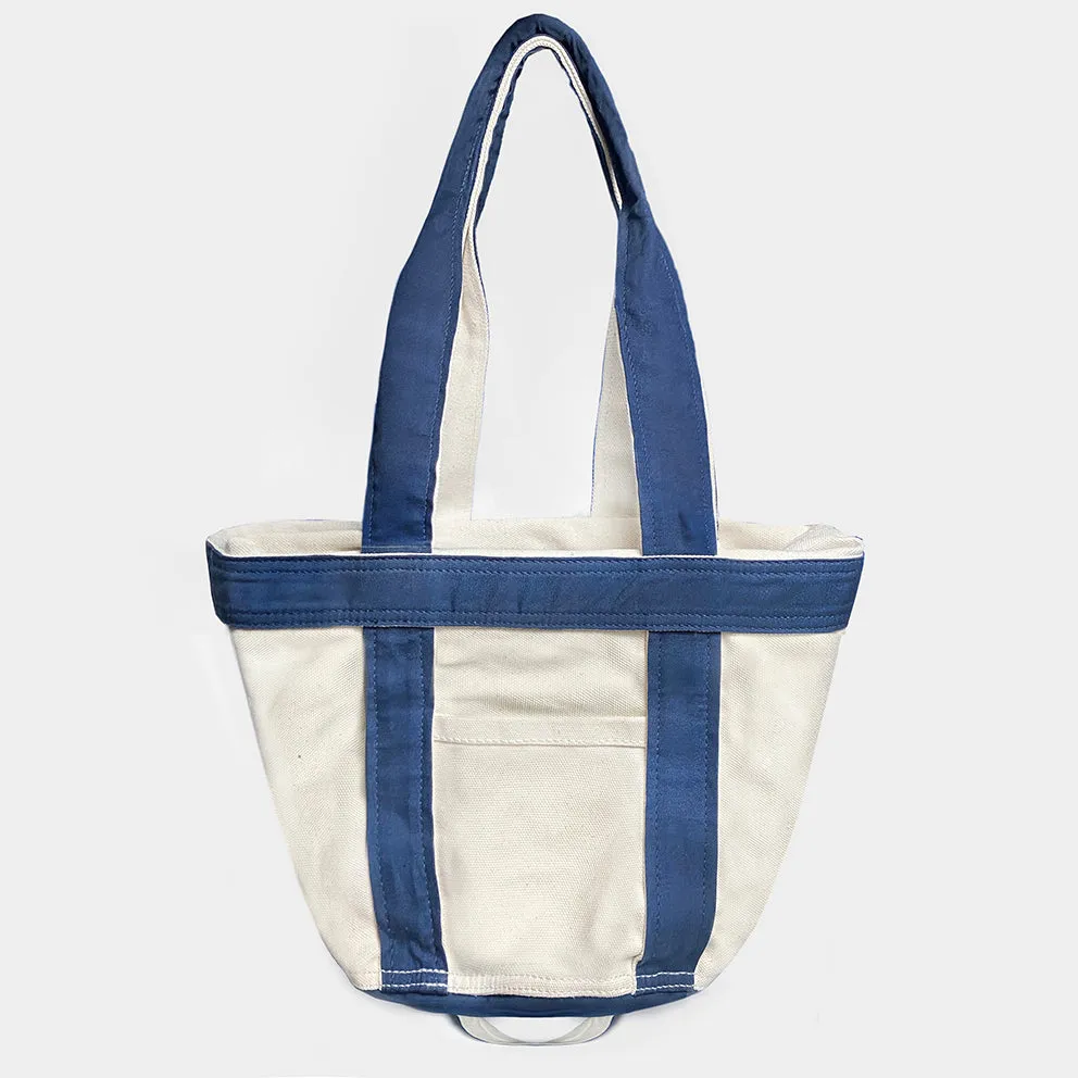 BZEN TOTE16-9ZTN NATURAL CANVAS BODY WITH NAVY TRIM ZIP TOP 16"W x 9"H TOTE BAG-20OZ-NAVY sold by Bzen product image thumbnail 3