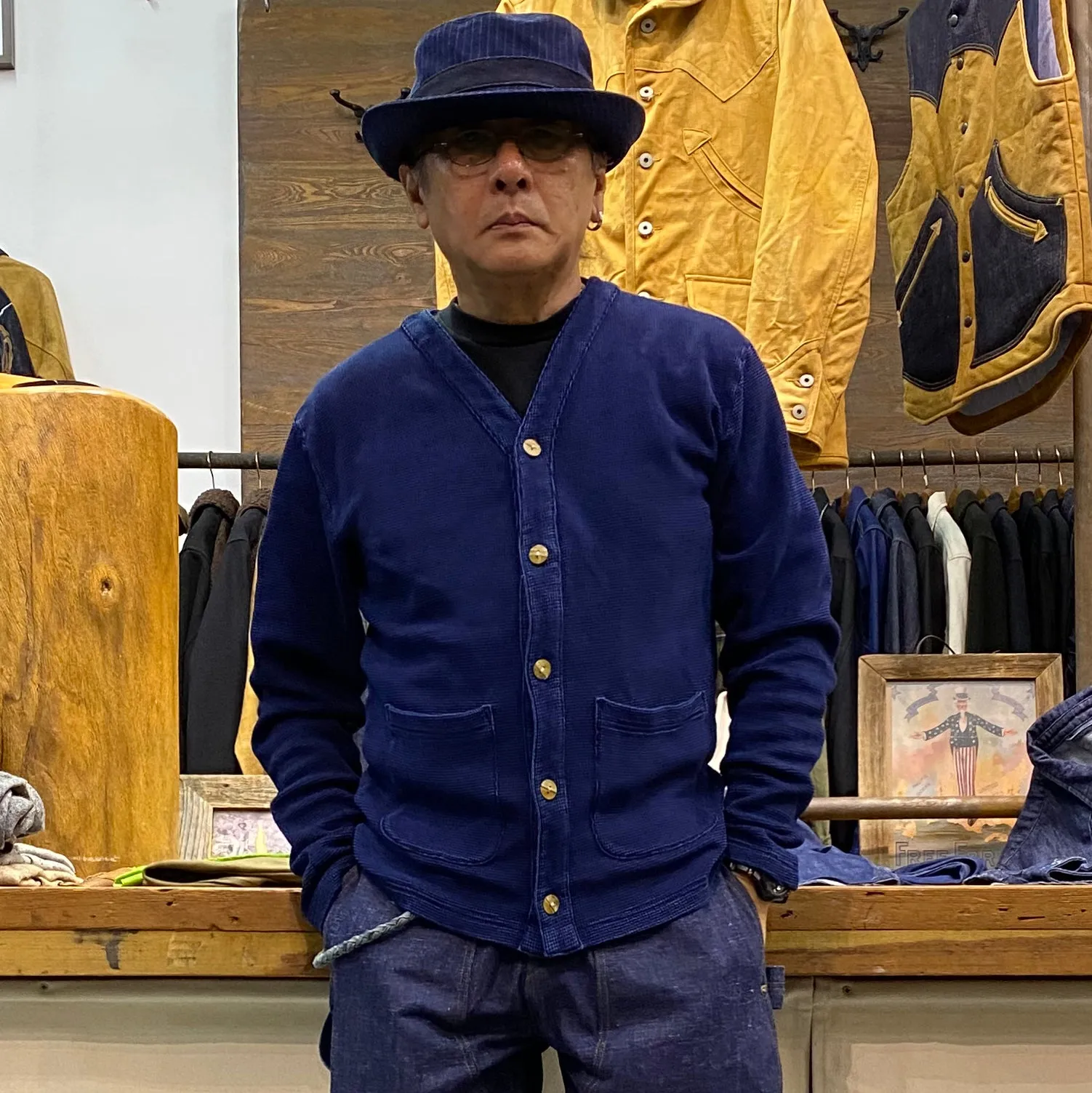BZEN M.3343R KONIRO REGULAR FIT INDIGO WAFFLE KNIT 2 POCKET 5 BUTTON CARDIGAN-250GSM-E1 INDIGO sold by Bzen product image thumbnail 2