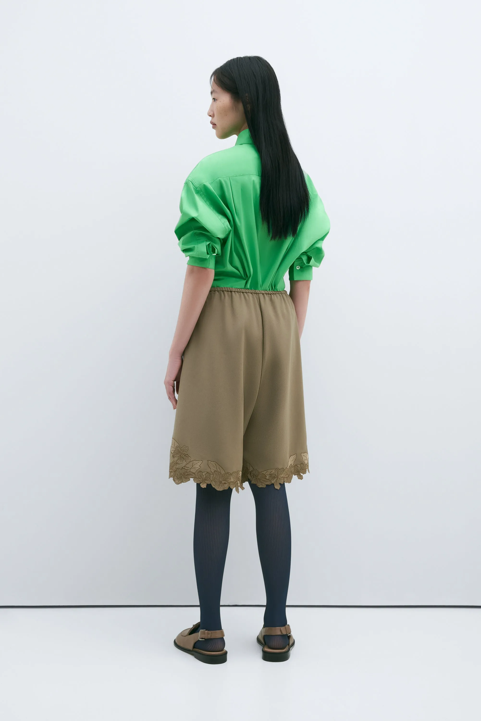 EMBROIDERED BERMUDA ALONDRA sold by Cordera product image thumbnail 3